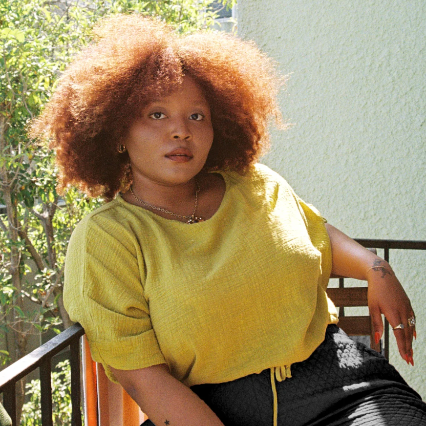 Curator Ayana Top – Short Wave